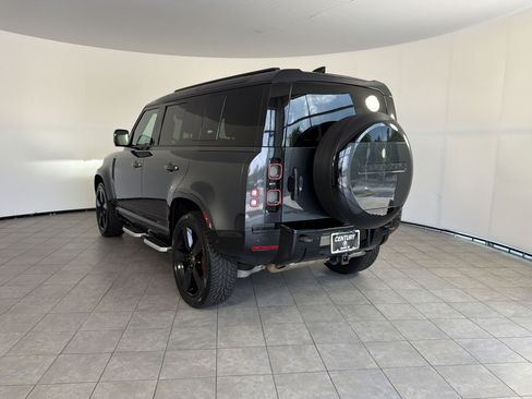 Used 2023 Land Rover Defender 110 X AWD/4WD image 3