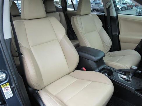 Used 2013 Toyota RAV4 Limited image 9