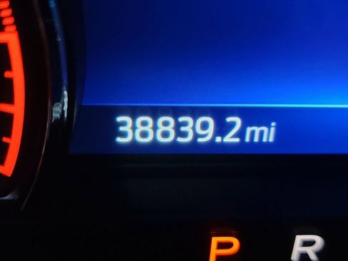 Used 2022 Ford Explorer Limited w/ Equipment Group 301A image 21