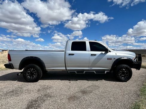 Used 2012 RAM 3500 ST w/ Chrome Appearance Group image 6