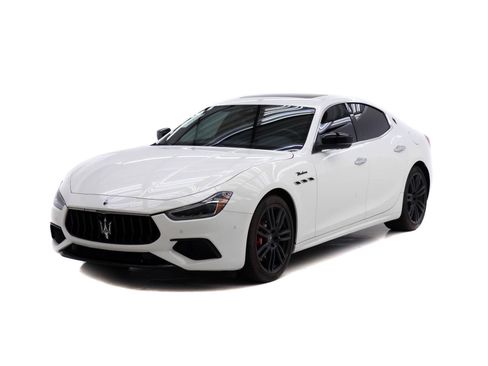 Used 2024 Maserati Ghibli Modena Q4 AWD/4WD image 1