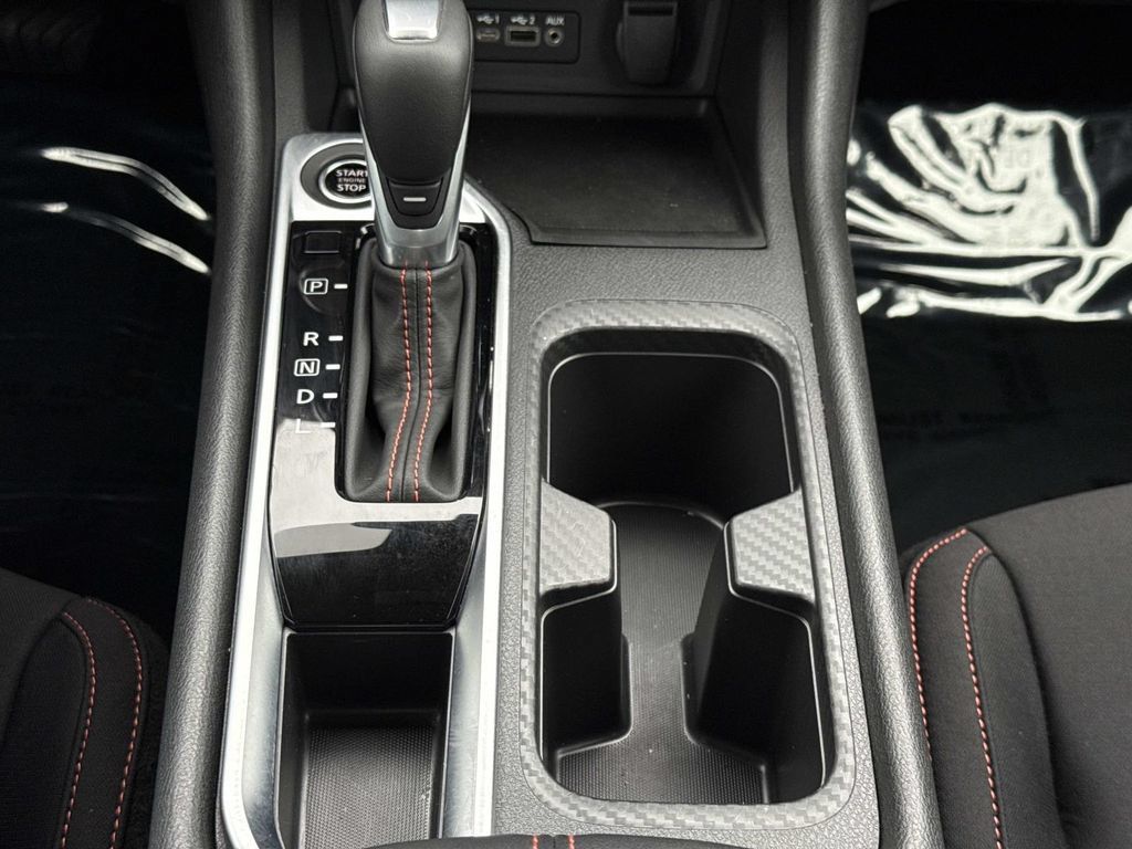 Used 2025 Nissan Sentra SR FWD image 8