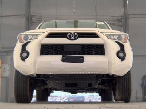 Used 2024 Toyota 4Runner SR5 AWD/4WD image 8