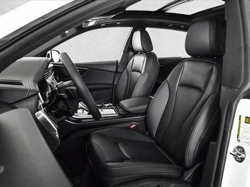 New 2026 Audi Q8 Premium Plus image 17