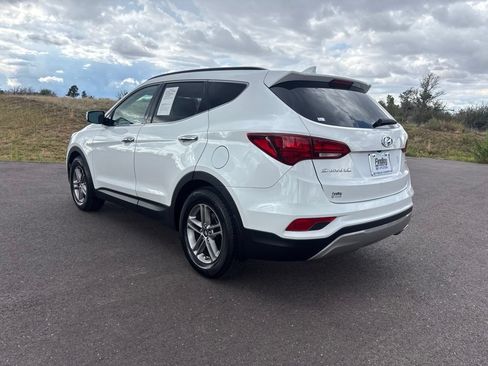 Used 2017 Hyundai Santa Fe Sport FWD image 8