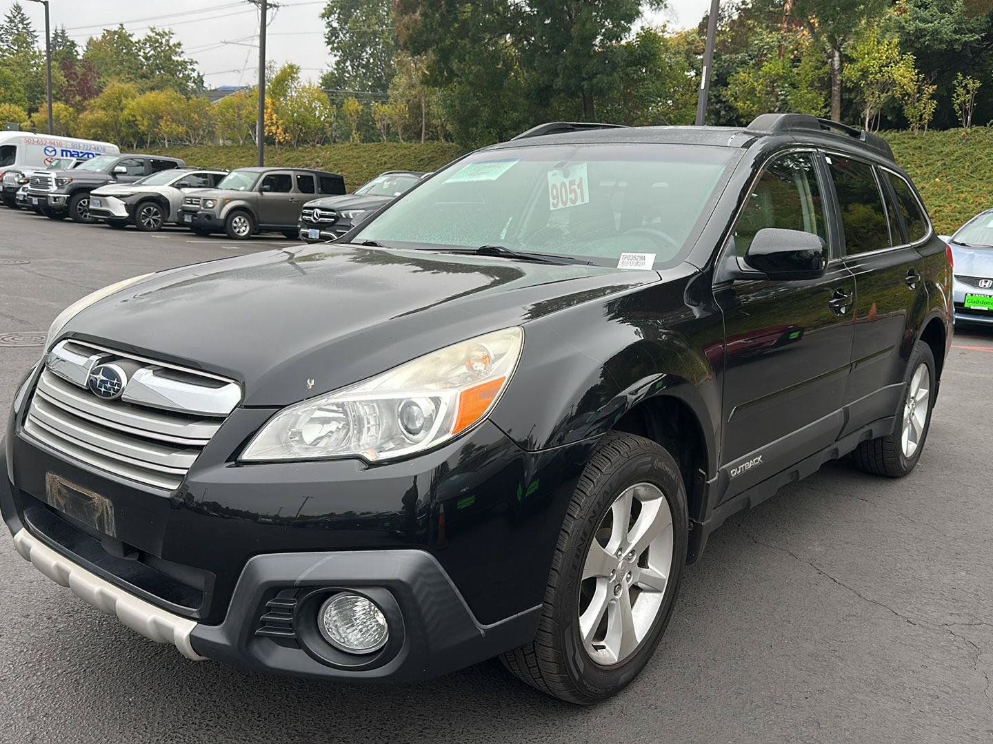 Used 2014 Subaru Outback 2.5i Limited w/ Moonroof Package AWD/4WD image 1