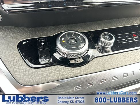 New 2026 Ford Expedition Tremor image 19