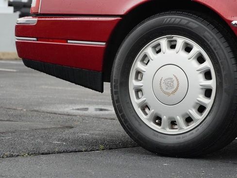 Used 1993 Cadillac Allante image 30