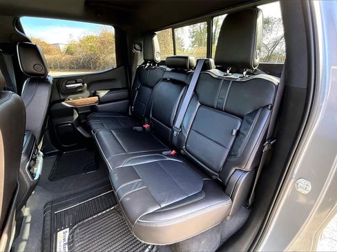 Used 2019 Chevrolet Silverado 1500 High Country image 20