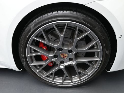 Certified 2026 Porsche 911 Carrera 4S AWD/4WD image 34