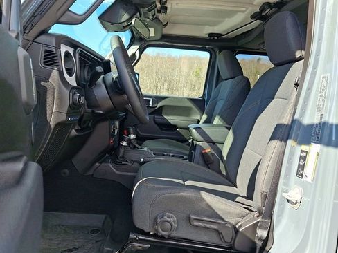 Used 2025 Jeep Wrangler Unlimited Sport S 4xe AWD/4WD image 13