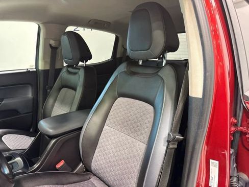 Used 2016 Chevrolet Colorado Z71 image 21