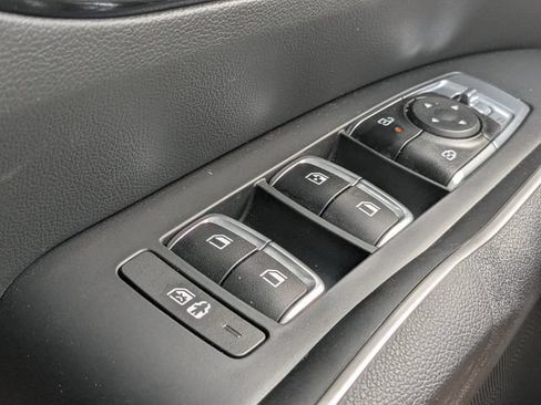 Used 2026 Kia Sorento S FWD image 21