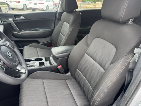 Used 2017 Kia Sportage LX FWD image 15