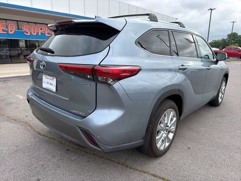 Used 2020 Toyota Highlander Limited AWD/4WD image 4