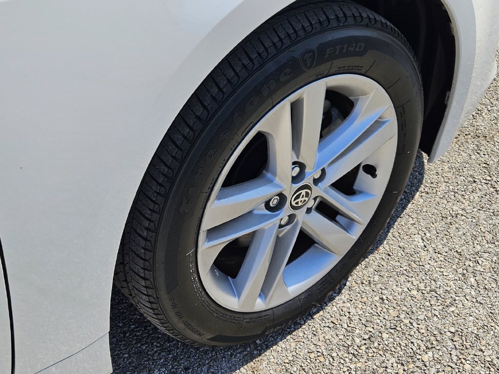 Used 2022 Toyota Corolla SE FWD image 6