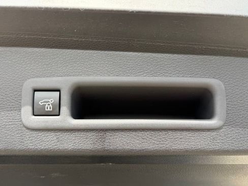 Certified 2026 Toyota Sienna XLE Woodland Edition AWD/4WD image 53