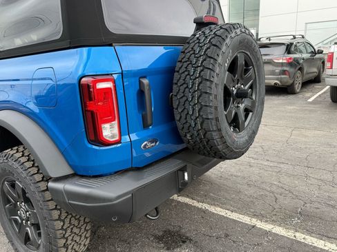 New 2025 Ford Bronco Big Bend w/ Black Diamond Package image 10