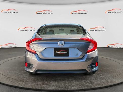 Used 2018 Honda Civic LX image 9