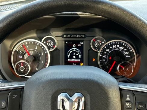 New 2026 RAM 2500 Tradesman AWD/4WD image 15