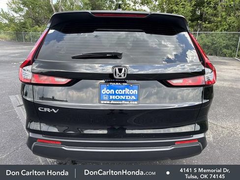 Used 2024 Honda CR-V LX image 5