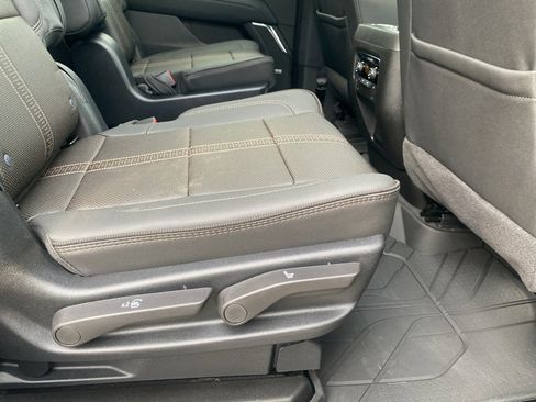 New 2026 Chevrolet Tahoe High Country w/ Sun And Tow Package image 19