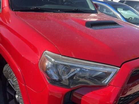 Used 2018 Toyota 4Runner TRD Off-Road Premium image 4