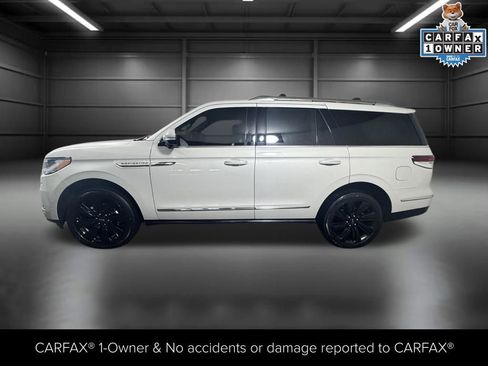Certified 2022 Lincoln Navigator Reserve AWD/4WD image 4