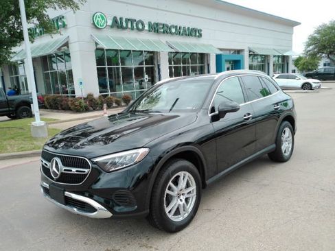 Used 2024 Mercedes-Benz GLC 300 image 1
