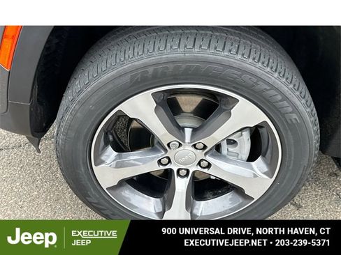 Used 2023 Jeep Grand Cherokee 4WD 4xe w/ Luxury Tech Group II image 8