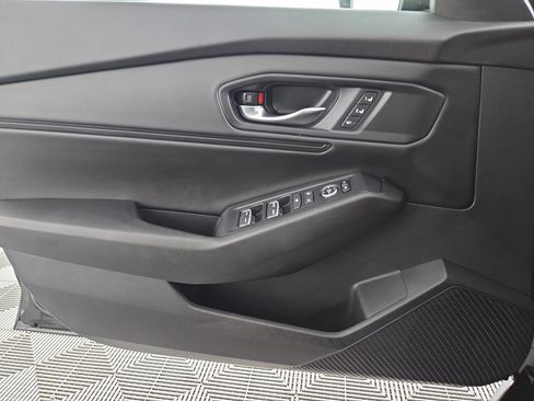 Used 2023 Honda Accord EX-L image 29