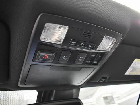 Used 2020 Toyota Tacoma TRD Off-Road w/ TRD Premium Off Road Package image 40