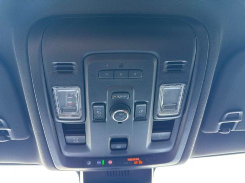 Used 2023 Chevrolet Tahoe RST w/ Luxury Package AWD/4WD image 25