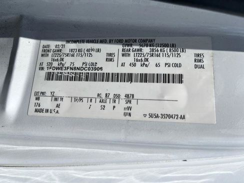 Used 2022 Ford E-350 and Econoline 350 Super Duty RWD image 12