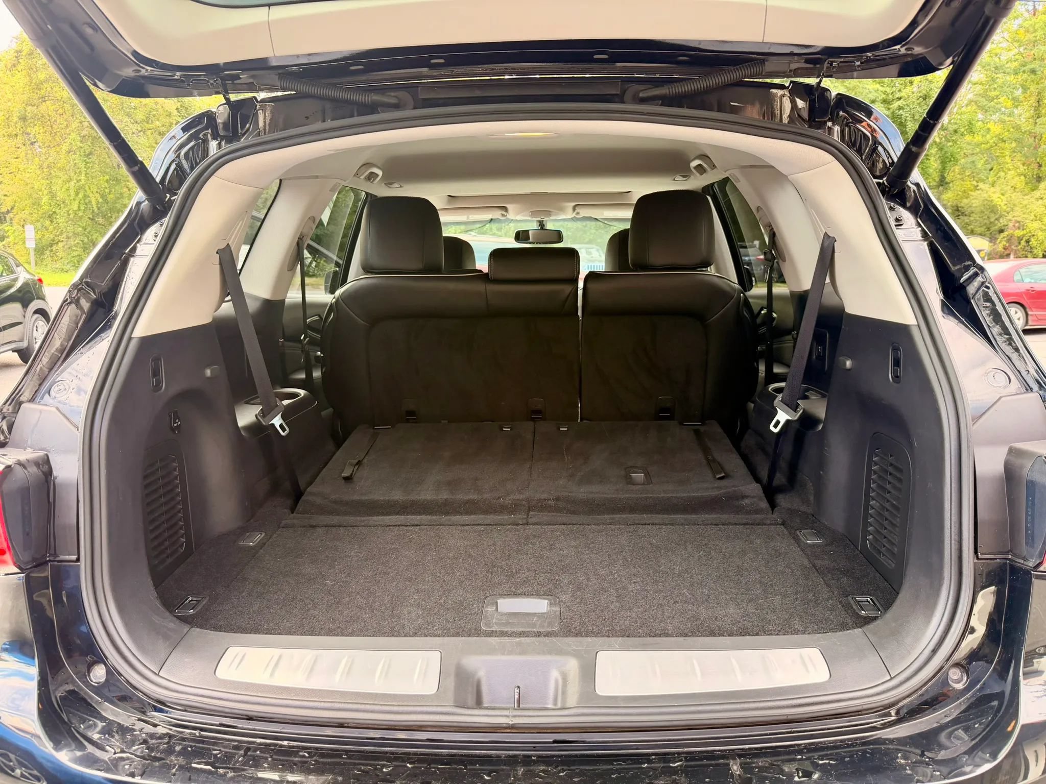 Used 2016 INFINITI QX60 Luxe AWD/4WD image 38