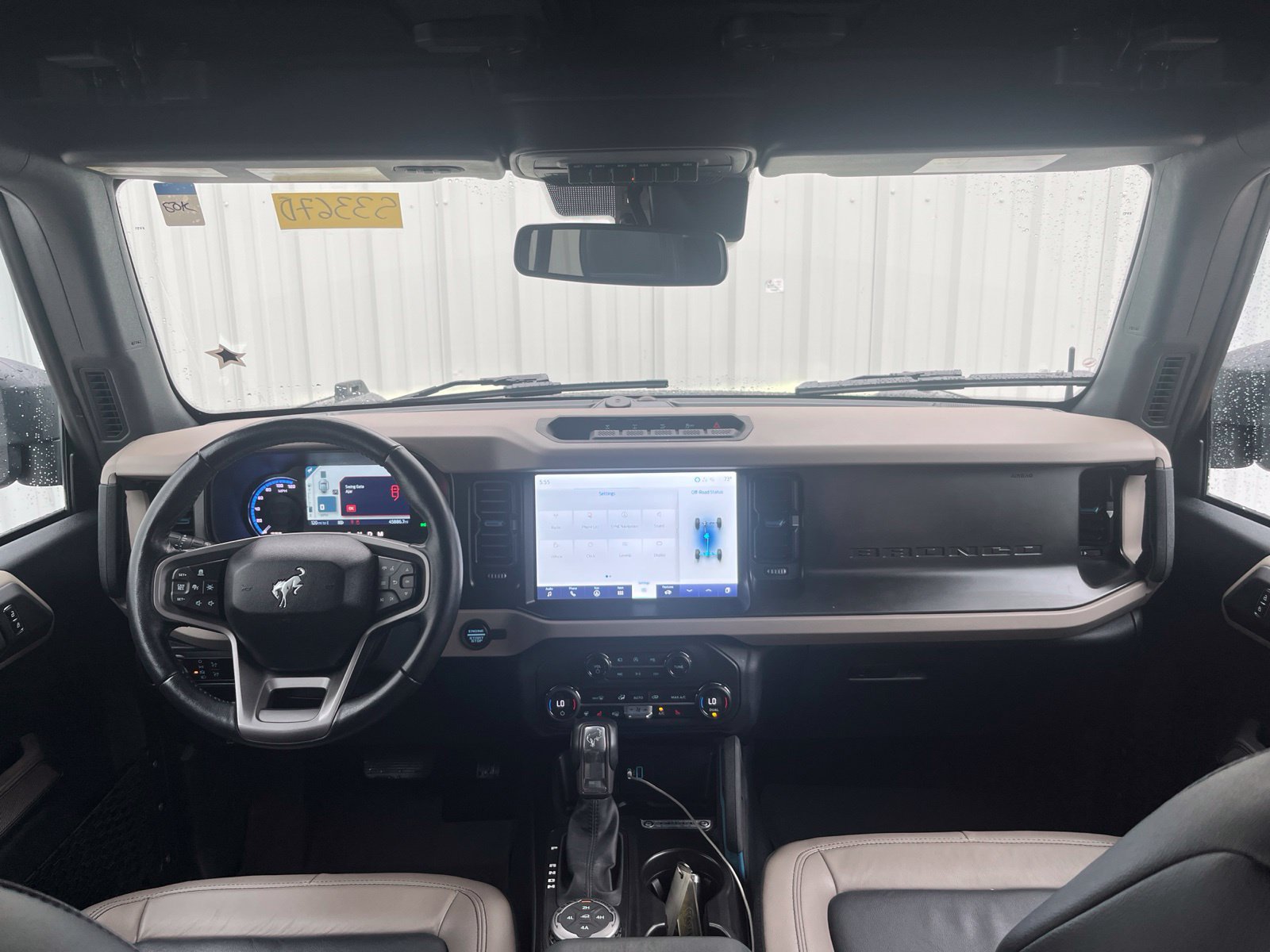 Used 2023 Ford Bronco Wildtrak AWD/4WD image 17