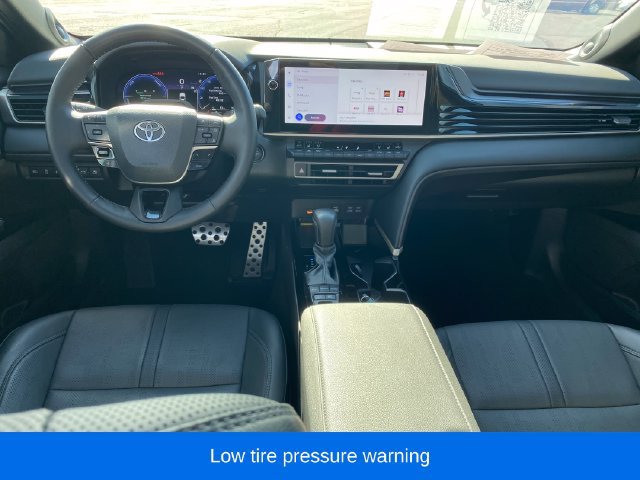 Used 2025 Toyota Camry XSE AWD/4WD image 5