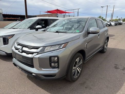 Used 2024 Mitsubishi Outlander Sport SE image 8
