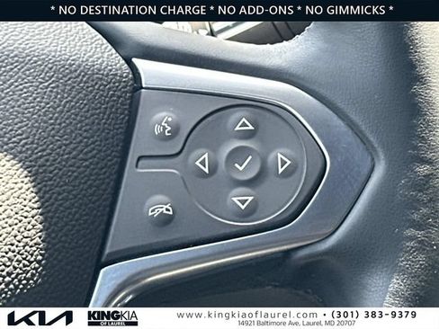 Used 2023 Chevrolet Traverse LT AWD/4WD image 9