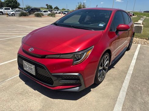 Used 2020 Toyota Corolla SE w/ SE Premium Package FWD image 13