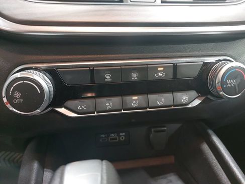 Certified 2025 Nissan Altima 2.5 SV FWD image 21