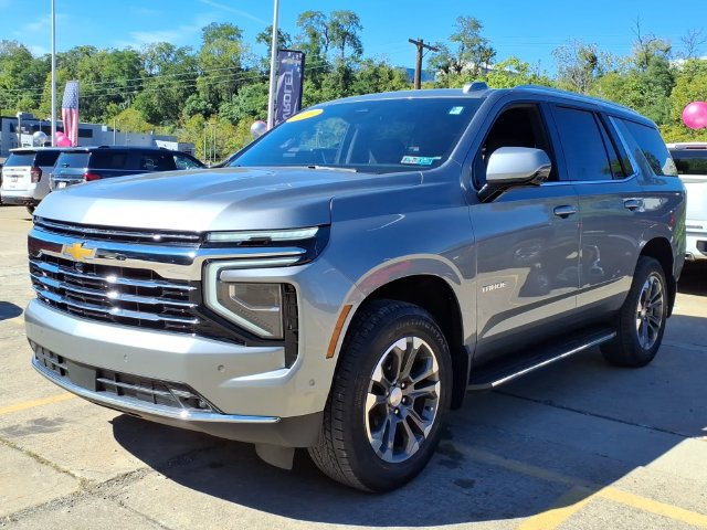 Used 2026 Chevrolet Tahoe LT w/ Comfort Package AWD/4WD image 4