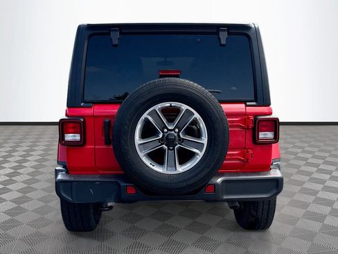 Certified 2022 Jeep Wrangler Unlimited Sahara AWD/4WD image 7