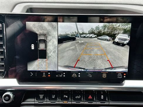 Certified 2024 GMC Sierra 3500 SLT w/ SLT Premium Package image 15