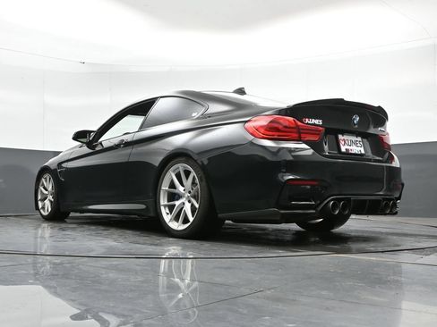 Used 2018 BMW M4 Coupe RWD image 49