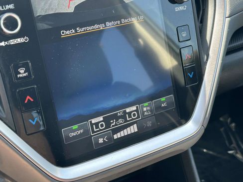 Used 2024 Subaru Crosstrek 2.0i Premium image 24