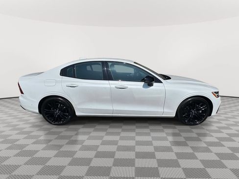Used 2024 Volvo S60 B5 Plus w/ Climate Package AWD/4WD image 3