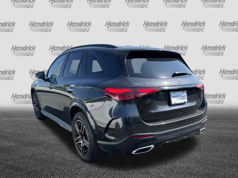 Used 2024 Mercedes-Benz GLC 300 4MATIC w/ AMG Line image 8