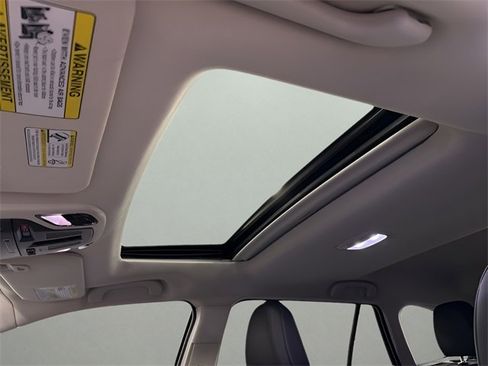 Used 2025 Subaru Outback Onyx Edition XT w/ Tech Package 2 image 27