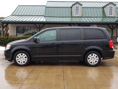 Used 2017 Dodge Grand Caravan SE w/ Power Window Group image 2